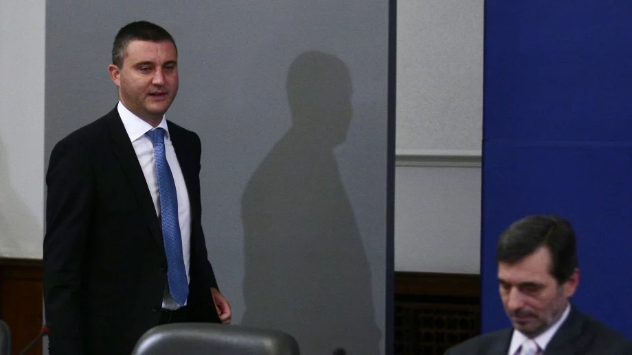 Горанов: България може и да не взема нов дълг догодина 