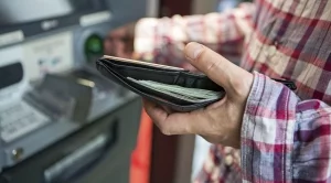 С близо 10% са се увеличили заплатите у нас през 2016 г. 