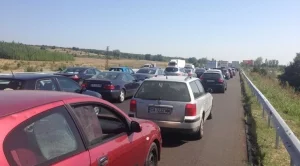 Между 50 000 и 100 000 автомобила ще напуснат София в петък