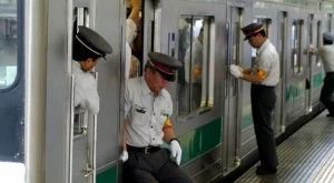 Странни професии, които съществуват само в една държава 
