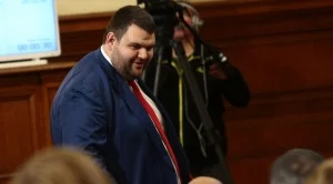 Сигнал и до прокуратурата дали Пеевски може да се кандидатира за евроизборите