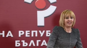 Мая Манолова дава поскъпването на водата на прокуратурата