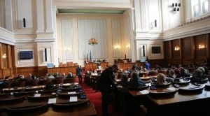 Бюджетът на ДОО беше приет на второ четене, минималните пенсии няма да са 300 лева