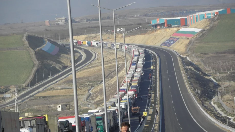 Държавата ще поиска договорът за ТОЛ системата да се изпълни предварително