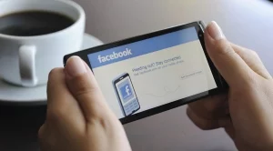 Facebook създава карти на населени места чрез изкуствен интелект 