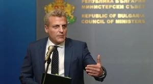 Какъв е проблемът министерството да си има търговска фирма, чуди се Москов