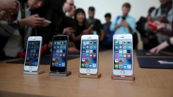 Как едновременно да правите снимки и да записвате видео на iPhone 
