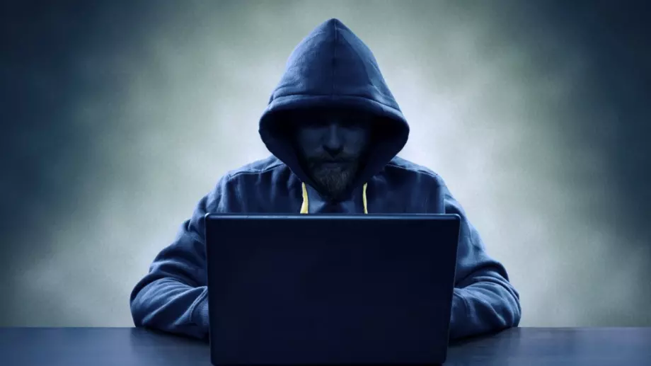 Откраднати от хакери данни на ЕМА попаднаха в Интернет  