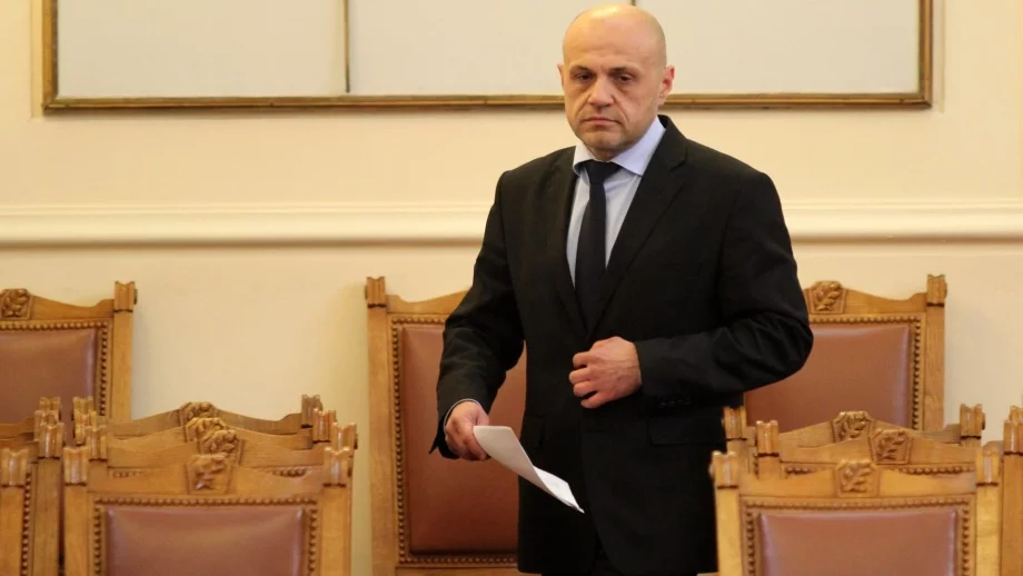 Дончев: Няколко чужди компании се интересуват от АЕЦ "Белене"