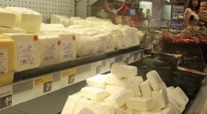 Имитиращите млечни продукти вече трябва да са на отделен щанд
