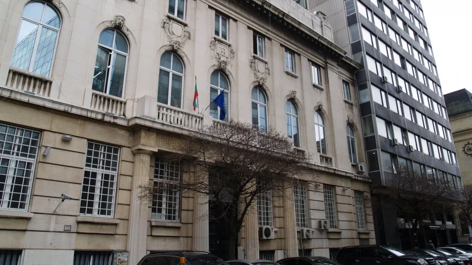 Още 270 000 лв. за заплати в транспортното министерство
