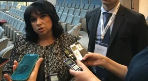 Петкова отговори на БСП: Обезвредихме апокалипсиса в енергетиката