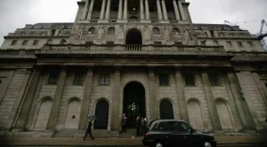 Bank of England прогнозира по-малък икономически растеж на Острова