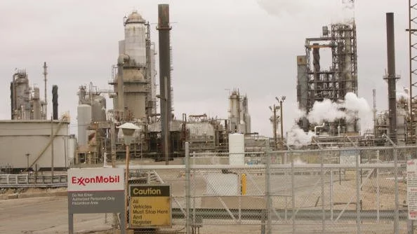 ExxonMobil иска да си сътрудничи с "Роснефт" 