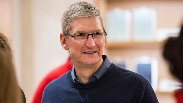 Шефът на Apple нарече глобата от ЕК "политическа простотия"