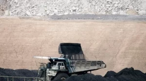 Минният гигант BHP Billiton със смазваща загуба за година