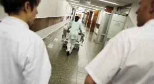 Болниците ще обявяват списък на безплатните спешни услуги