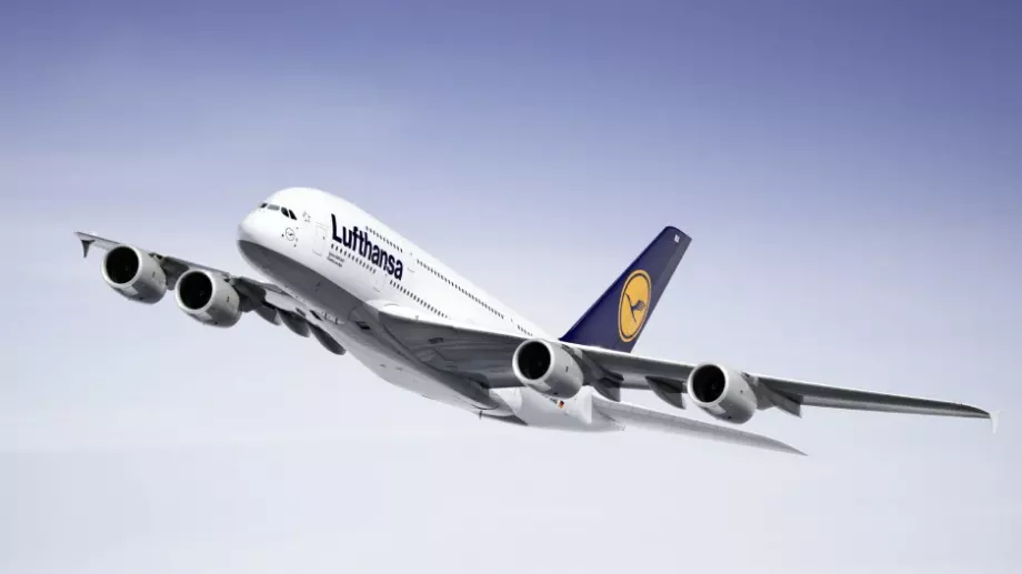 Спасяването на Lufthansa зависи от акционер-милиардер 