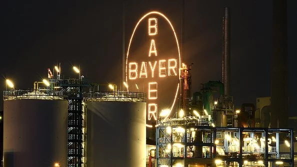 Акциите на Bayer се сринаха с 10% заради присъдата на Monsanto