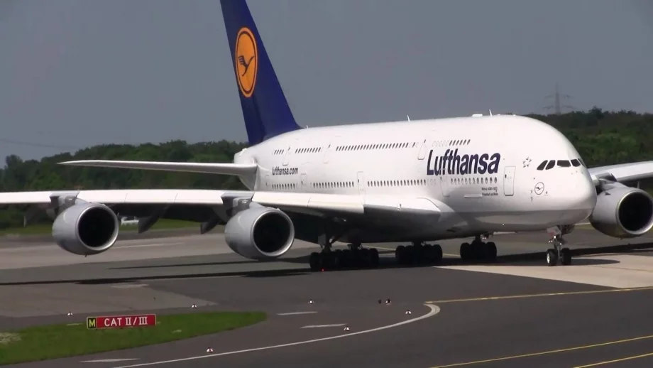 Най-малко 100 млн. евро е загубила Lufthansa заради стачката 