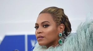 Бионсе е в челната 10-ка на Vanity Fair за най-влиятелни личности в света
