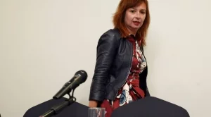 Вече няма да има струпване на почивни дни около празници, обяви Русинова