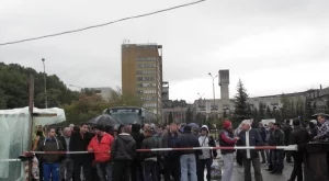 Съкратените миньори от "Бобов дол" се срещнаха с управляващи и опозиция