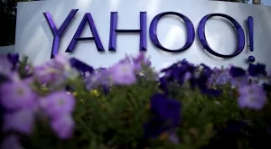 Новият шеф на Yahoo е мъж и ще взима два пъти по-висока заплата от Мариса Майер