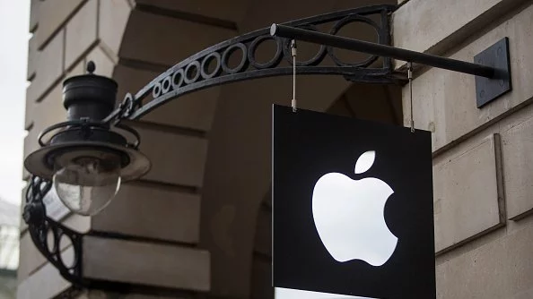 Apple пуска цели три смартфона през 2018 г. 