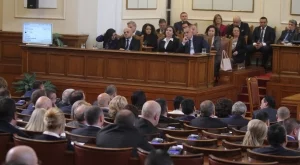 Как ще се отрази оставката на правителството на икономическата ситуация в България?