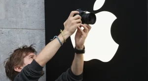 Paradise Papers разкриха данъчните трикове на Apple и Nike