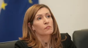 Прекратилият дейността си туроператор бил прехвърлен на сръбски гражданин