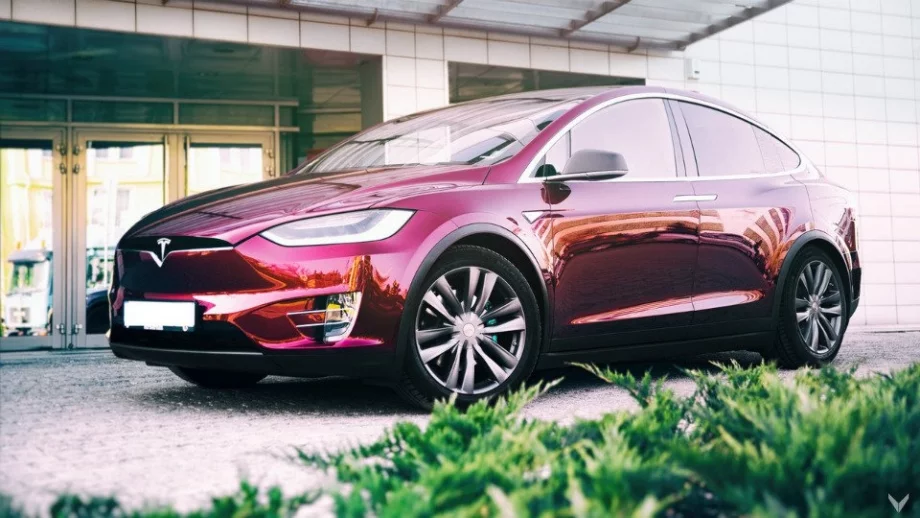 Българи създадоха най-тихата Tesla в света 