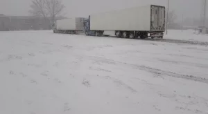 Българската икономика търпи загуби за милиони заради зимната обстановка