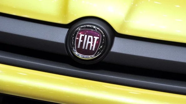 И Fiat манипулирала данни за вредните газови емисии 