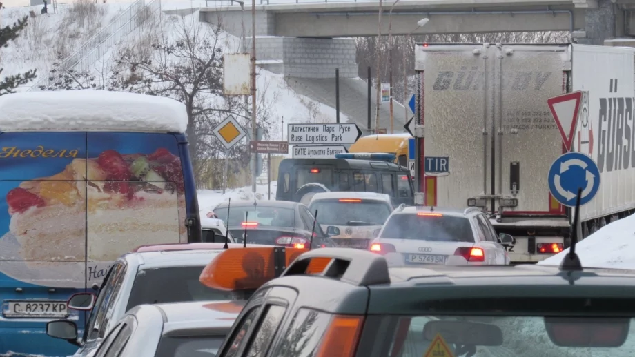 АПИ: Шофьорите да подготвят колите си за зимата възможно най-скоро