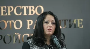 Павлова: Програмата за саниране трябва да продължи още 10 години