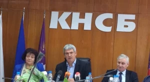 КНСБ напусна работната група на МС, подготвяща наредба за държавния служител