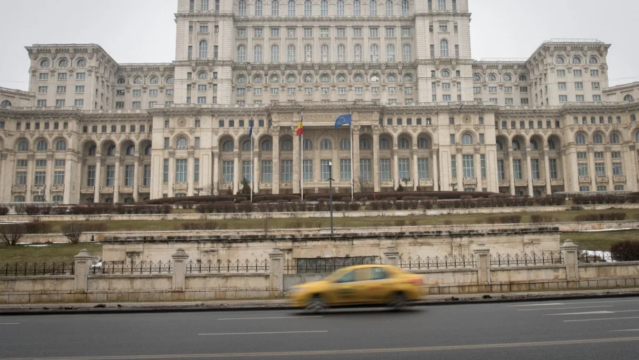 Румъния потъва в хаос
