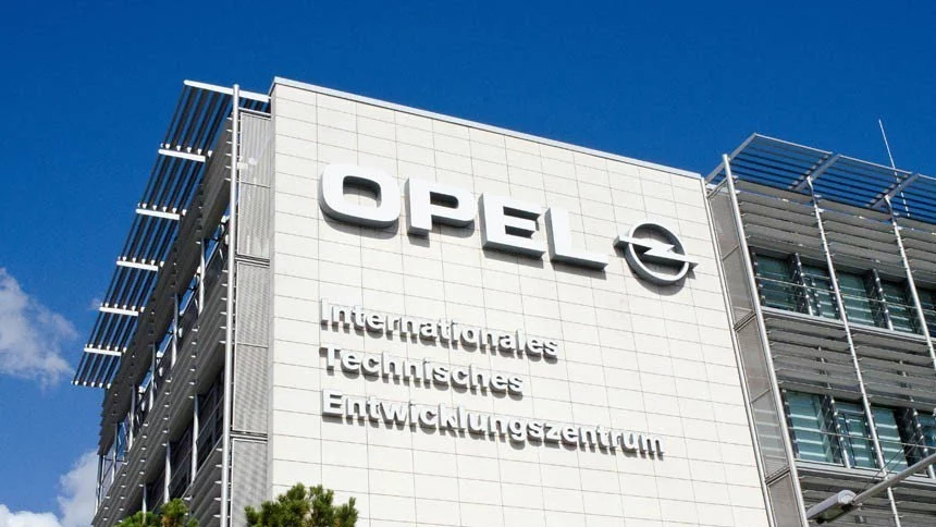 PSA официално е собственик на Opel