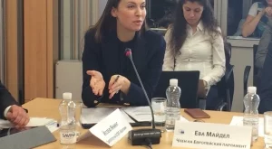 Финансирането на български проекти по плана "Юнкер" става по-лесно 