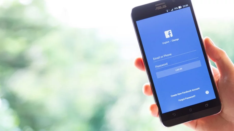 Facebook може да въведе разпознаване на лица 