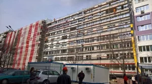 Още стотици милиони отиват за "безплатното" саниране 