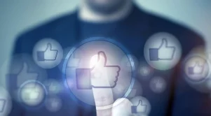 Нов гаф - Facebook направи публични личните съобщения на 14 млн. души