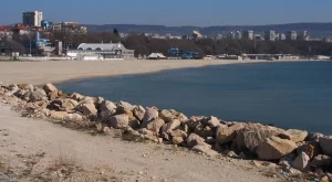 С 20% ще е по-евтино морето за властта през септември
