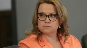 БСП поиска оставката на Цачева заради кризата с Търговския регистър 