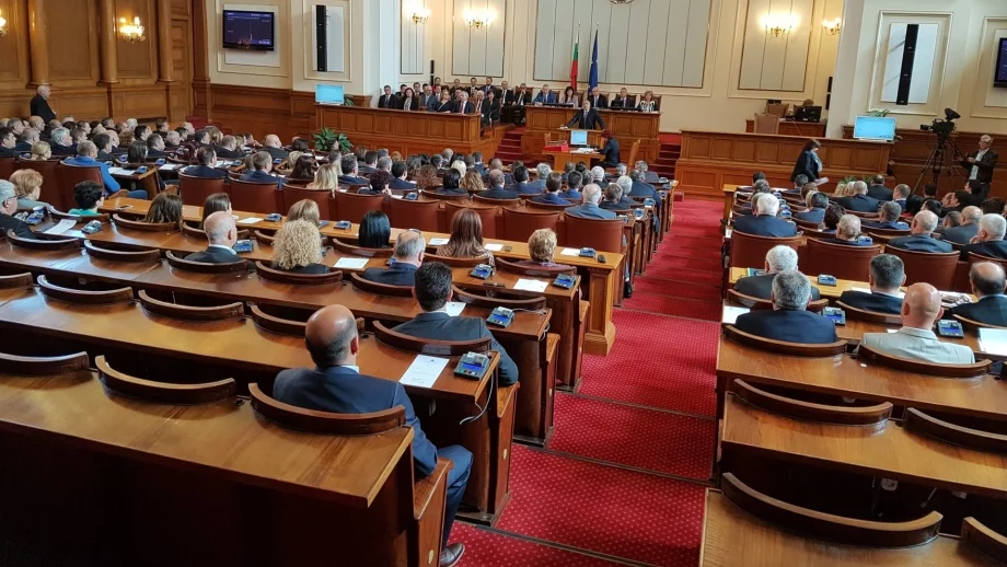 Парламентът прие въвеждането на тол системата и електронните винетки