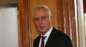До половин година всеки ще има онлайн достъп до данните за лечението си
