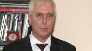 ТЕЛК комисиите ще продължат да работят както досега, заяви здравният министър