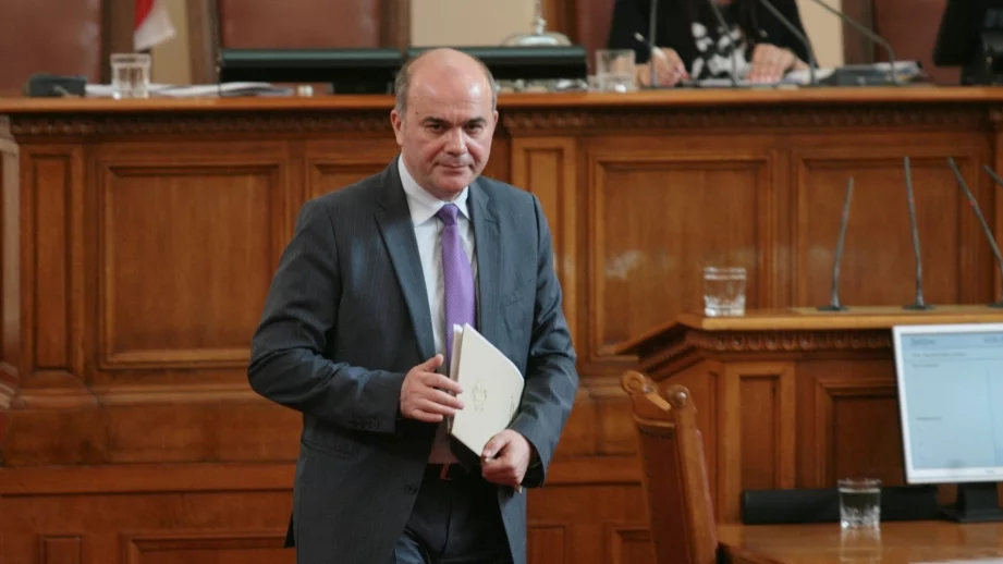 Новият закон за хората с увреждания трябва да е готов до средата на октомври